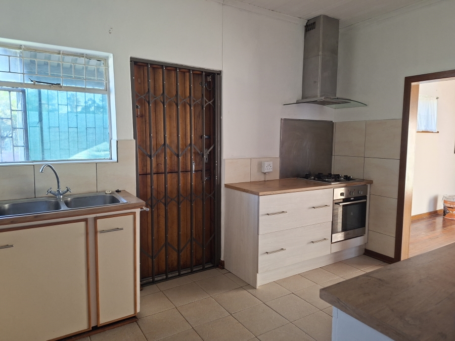 To Let 4 Bedroom Property for Rent in Vanes Estate Eastern Cape